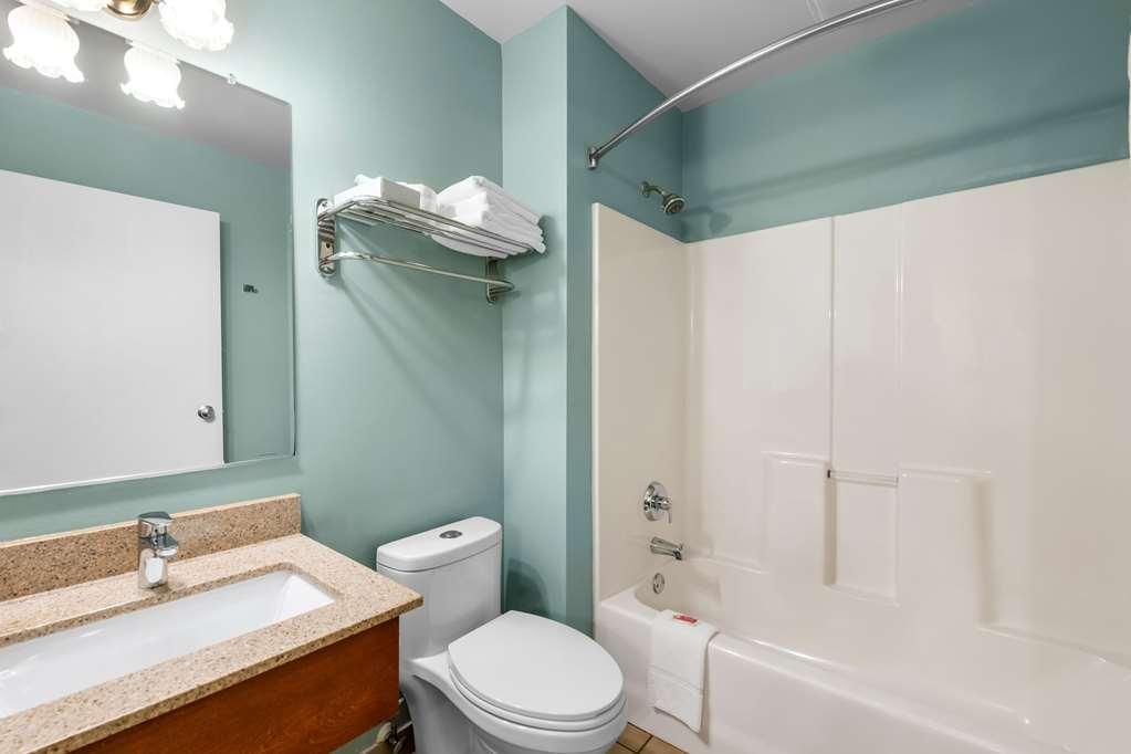 Hotel Econo &