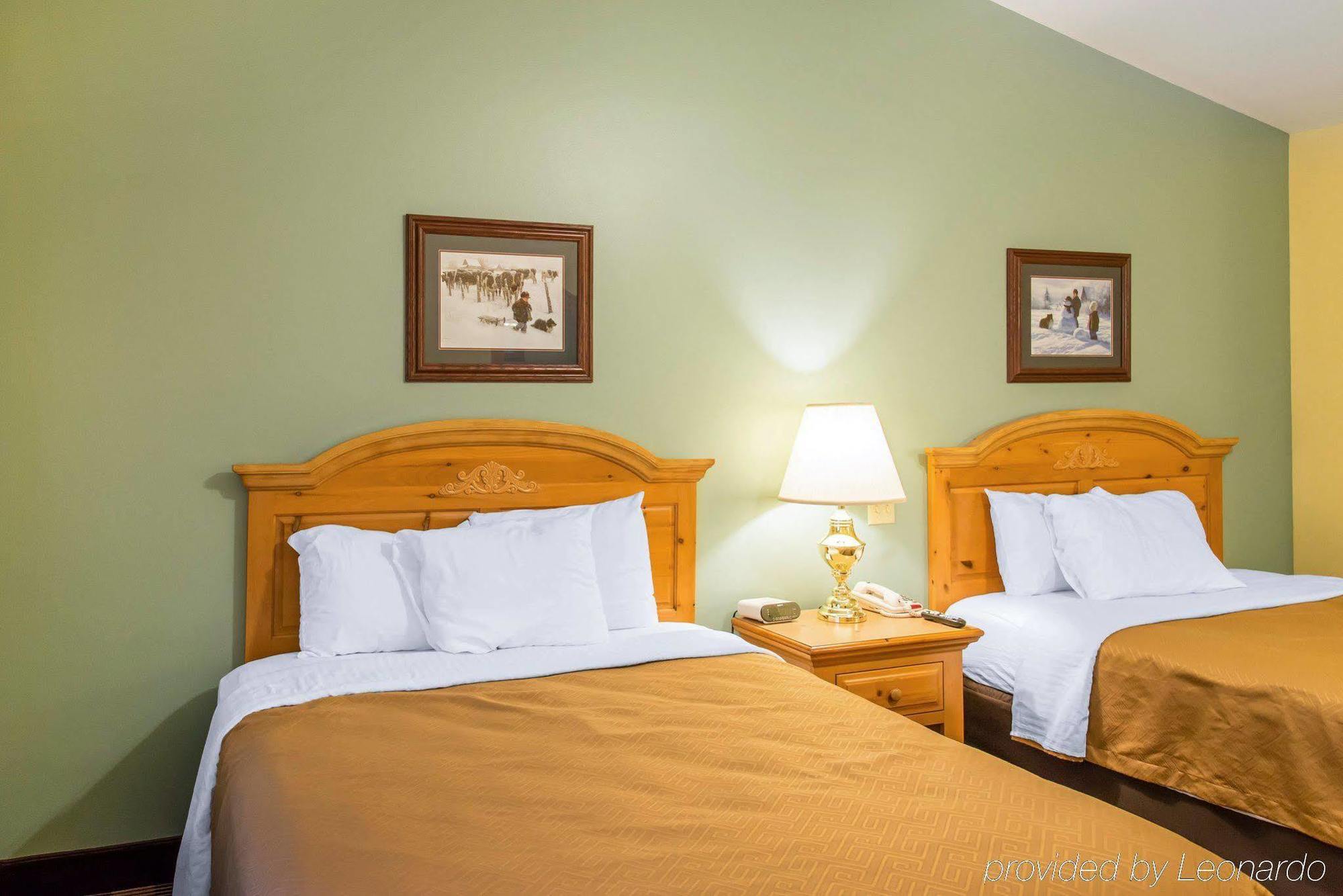 Hotel Econo &